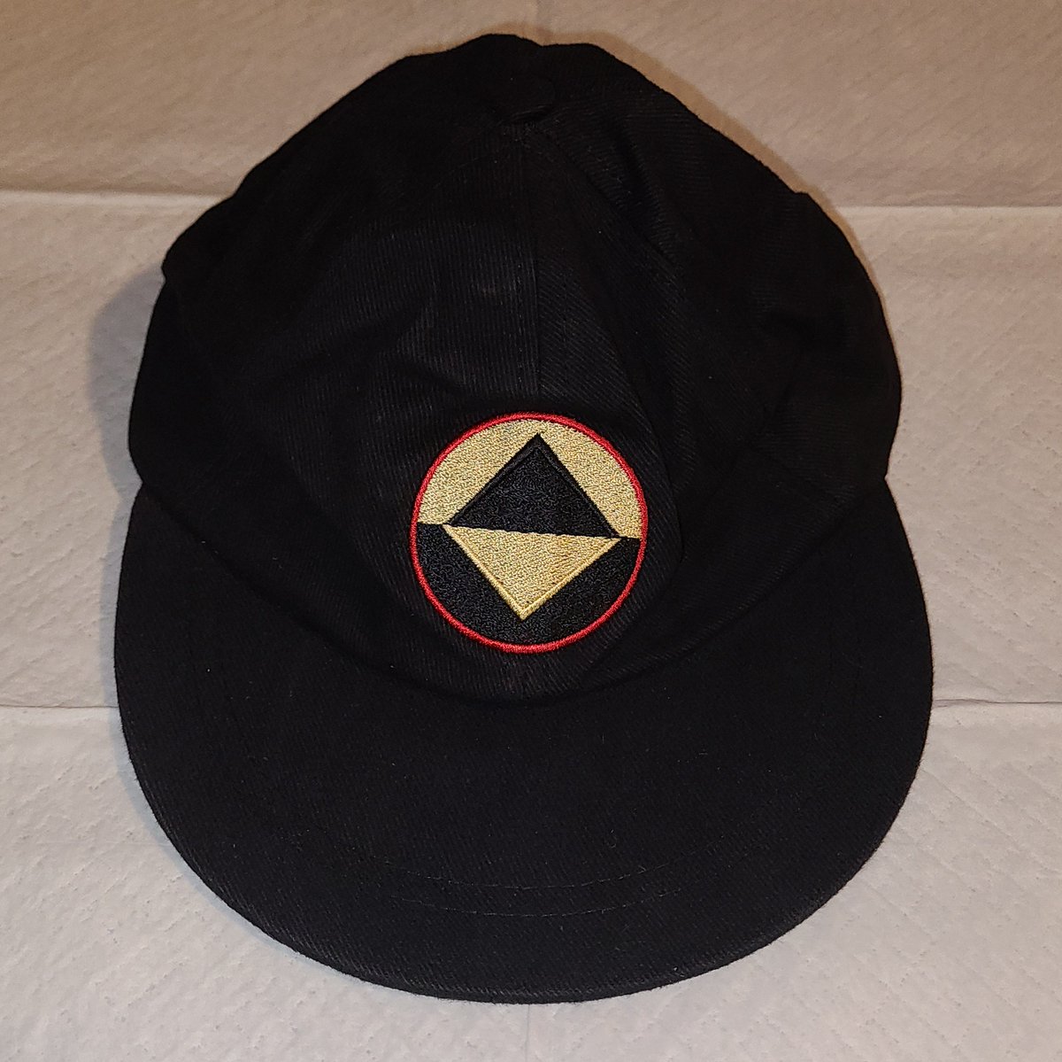 GlitchBob452's tweet image. Want to wear something cool to a @ReBootReWind screening? I&apos;m selling this #ReBoot hat, made for #MainframeEnt staff. Never sold publicly. Asking $150 (USD). Needs to go ASAP. I&apos;ve never worn it. A tad crumpled from being flattened in a box for decades, but just needs a lil TLC.