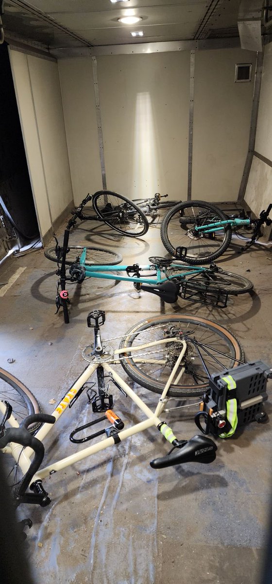 chicag0wl's tweet photo. the bike storage situation on each leg of my @Amtrak round-trip this weekend 🙃 https://t.co/c5JxERCdj2