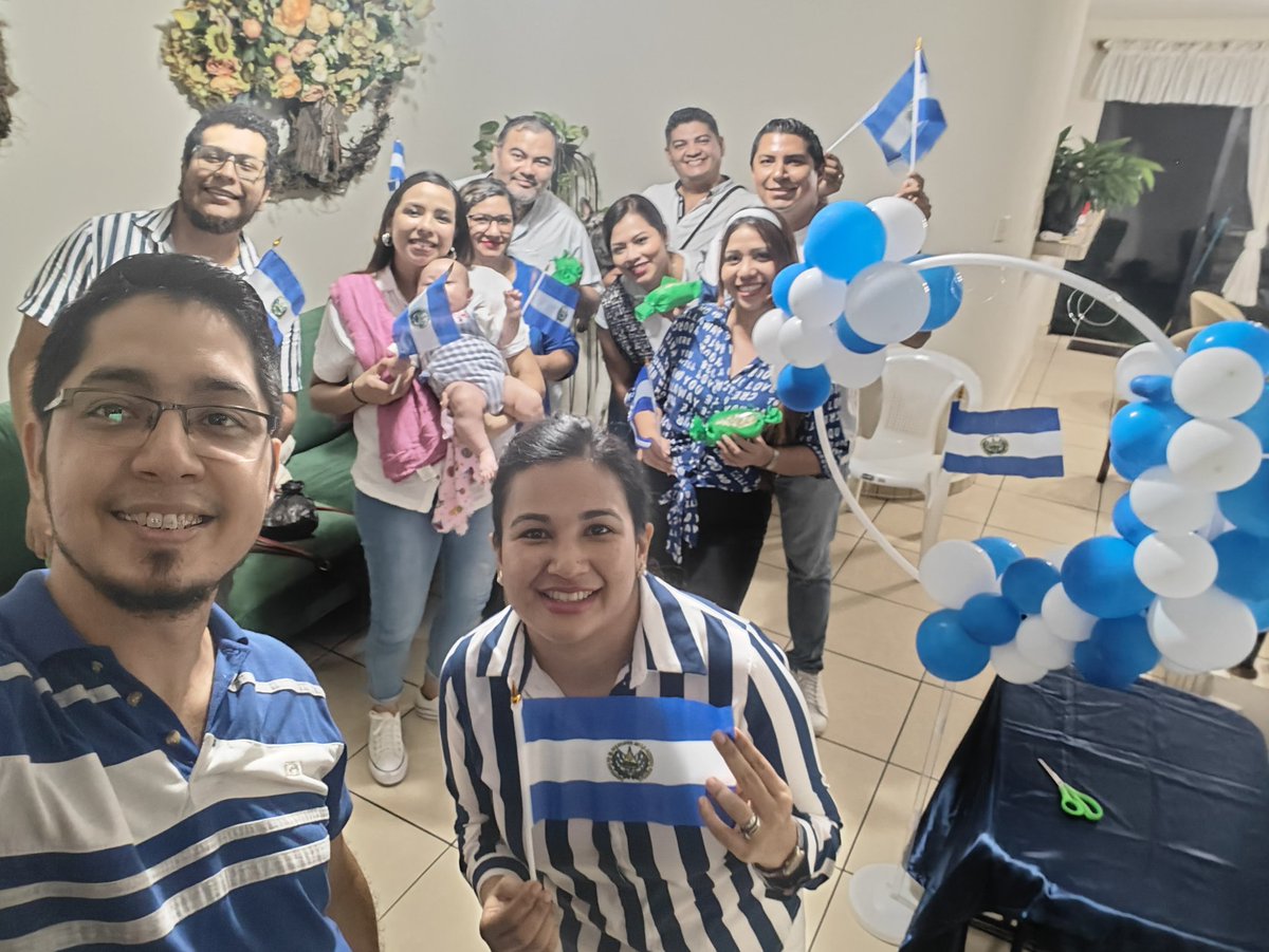 Mj_Veranda's tweet photo. Así como Jesús se sacrificó así mismo por amor a su Iglesia, de la misma forma yo como espos@ decido morir a mi egoísmo por amor a mi pareja y decido tener un matrimonio libre para Cristo @PastorVladimir @EsmeraldadeRiva @MJcompaz https://t.co/NXLeO4lSV7
