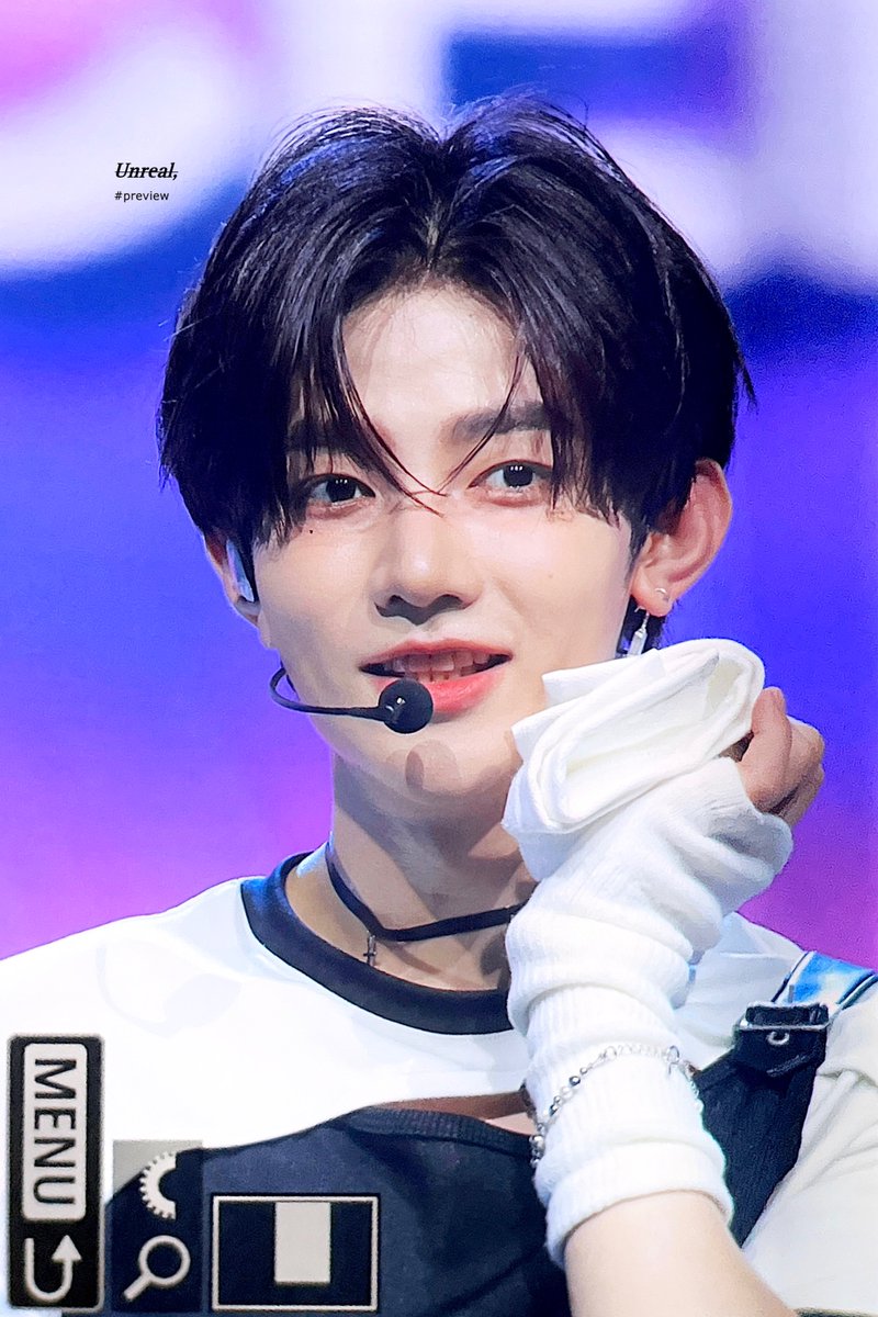 unreal_ZH's tweet image. 240914 Krazy super concert preview
#장하오 #ZHANGHAO #章昊
#제로베이스원 #ZEROBASEONE #ZB1