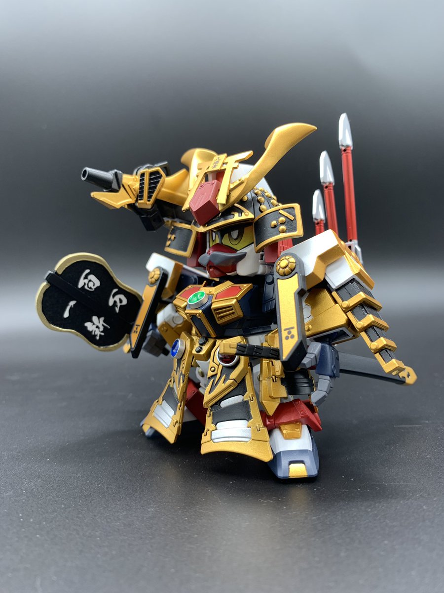 ganondorop's tweet photo. 正式には毛利秀元将頑駄無

関ヶ原参戦武将を調べ上げ、郷土の毛利家から選びました。輝元は誰か作るだろうと予想したので地元に近い長府毛利の始祖たる秀元に決定しました。

輝元が西軍総大将になるため輝元を大将軍、毛利の��将に位置する秀元を将頑駄無と見立てました。

#決戦SD関ヶ原 https://t.co/rZJq6GuHbL