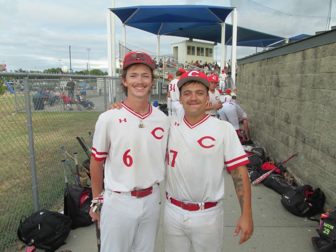 First scrimmage as a Raven. As Grady said, "YOUR SON HIT HIS FIRST COLLEGE GAME KNOCK." 🤭❤️