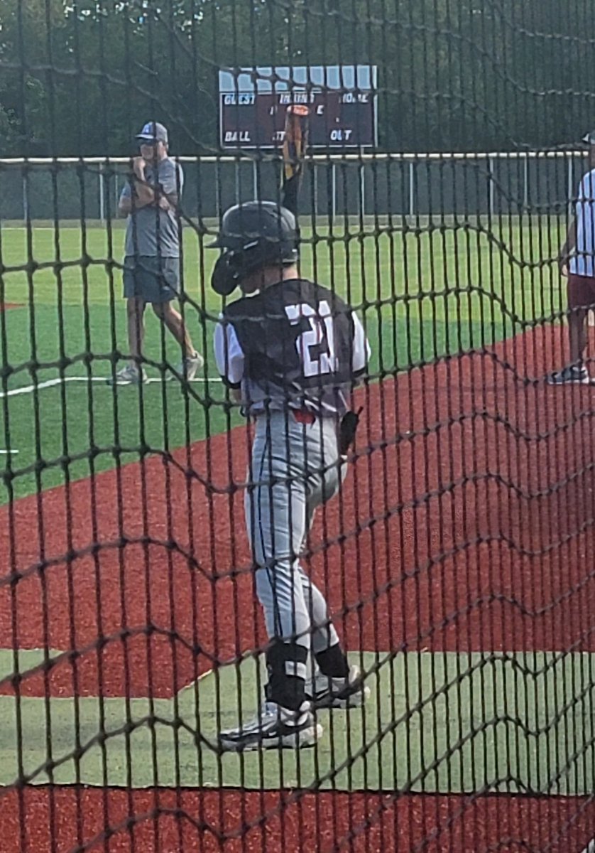 TSchneiderBB99's tweet photo. Good first pool games with Ghost Ballers Red.
Pitched first game with new milestone achieved.
Hit a double to left center and caught well.
Tomorrow's bracket play
#GhostNational
#GhostBallers
#MocoBackyardBallers
#prdghost https://t.co/ByAcACW7fw