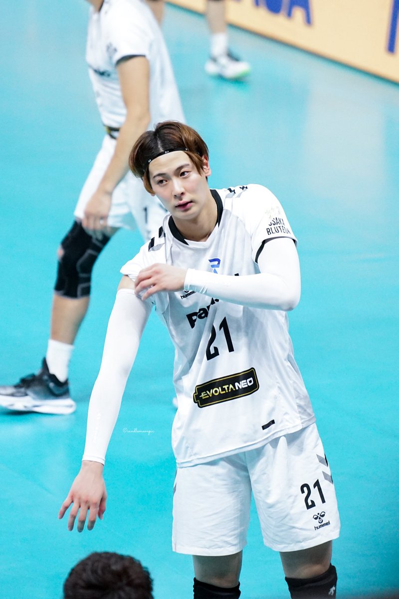 candlemoonpic's tweet photo. พี่~ 🥹💙
#JapanVolleyballAsiaTourinThailand2024 #วอลเลย์บอลชาย
#EiroMotoki #永露元稀
#OSAKABLUTEON https://t.co/ZZKU4uFwGo