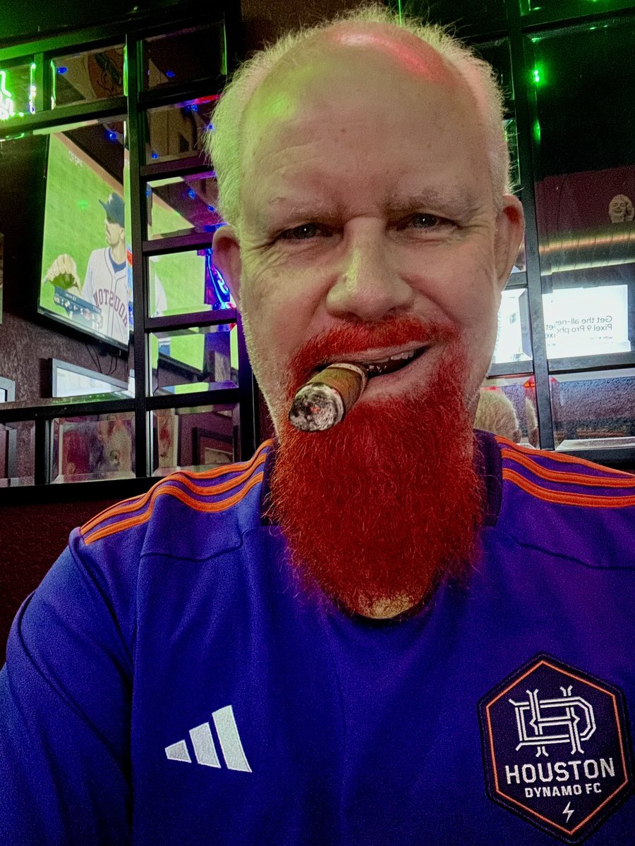 BubbaCigarGuy's tweet photo. Great day! Bama rolls-Milroe is the MAN!! Then the @HoustonDynamo had a great night against RSL 4-1. Only blemish was at the start of the 2nd &amp; a potential injury to HH. But they bounced back strong-good to see! Victory cigar #SouthernDraw #RoseofSharon w/the Ahh-nold treatment! https://t.co/cS74O9PFad