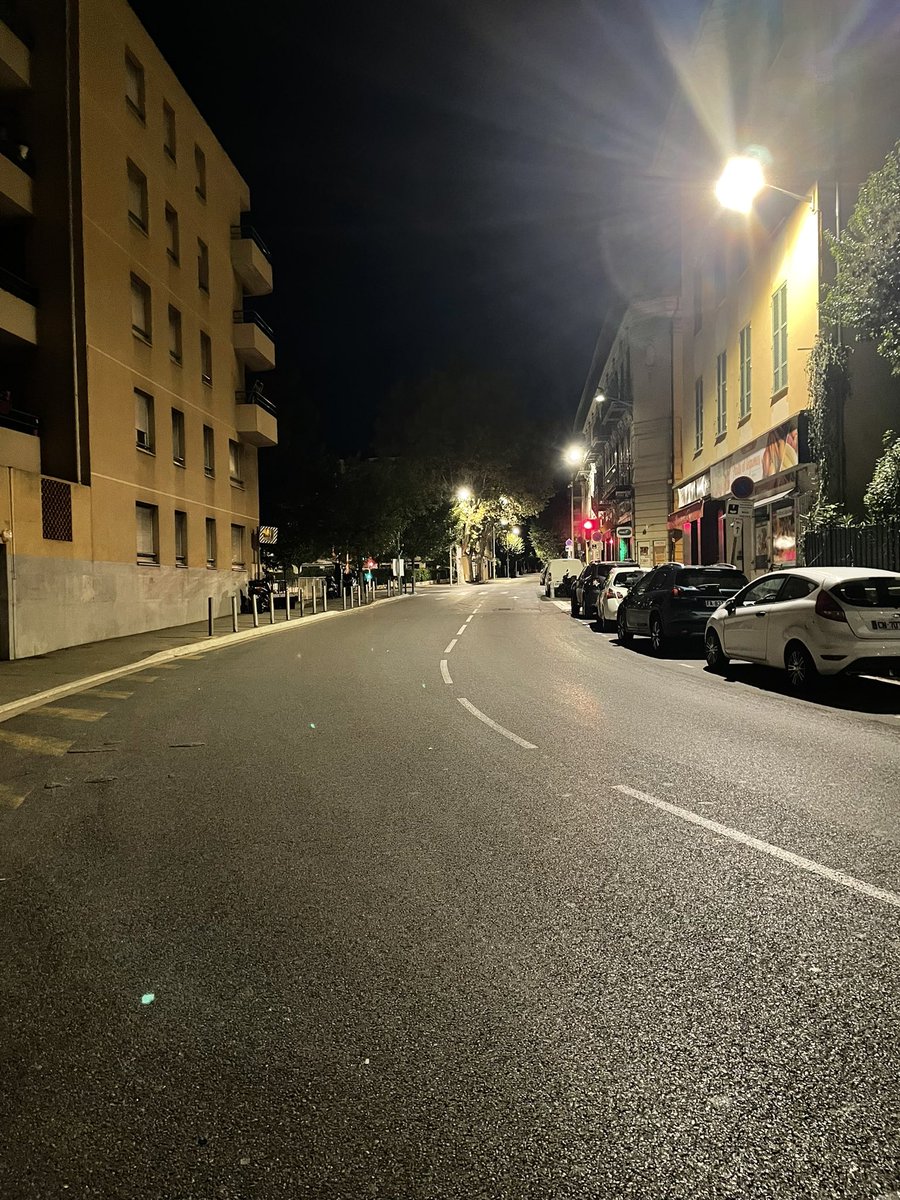 Fabcapd's tweet image. QUI est déjà sur le pont en ce dimanche matin comme tous les jours de l'année ?