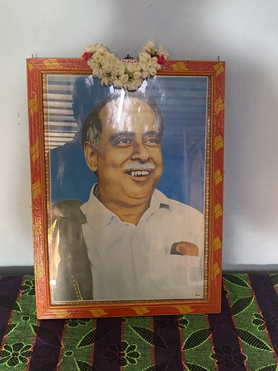 CyanideGuppi's tweet photo. Whatever May be the function in #Mamanar home/village the #FirstHonours given to #AringarAnna…
rest executed Next… #Kumbabishekam mode on…😁😌
#MamanarHome #MamanarVillage #Tamilnadu #HBDArignarAnna #HBDAnna #பேரறிஞர்_அண்ணா https://t.co/zpoUugRvUg