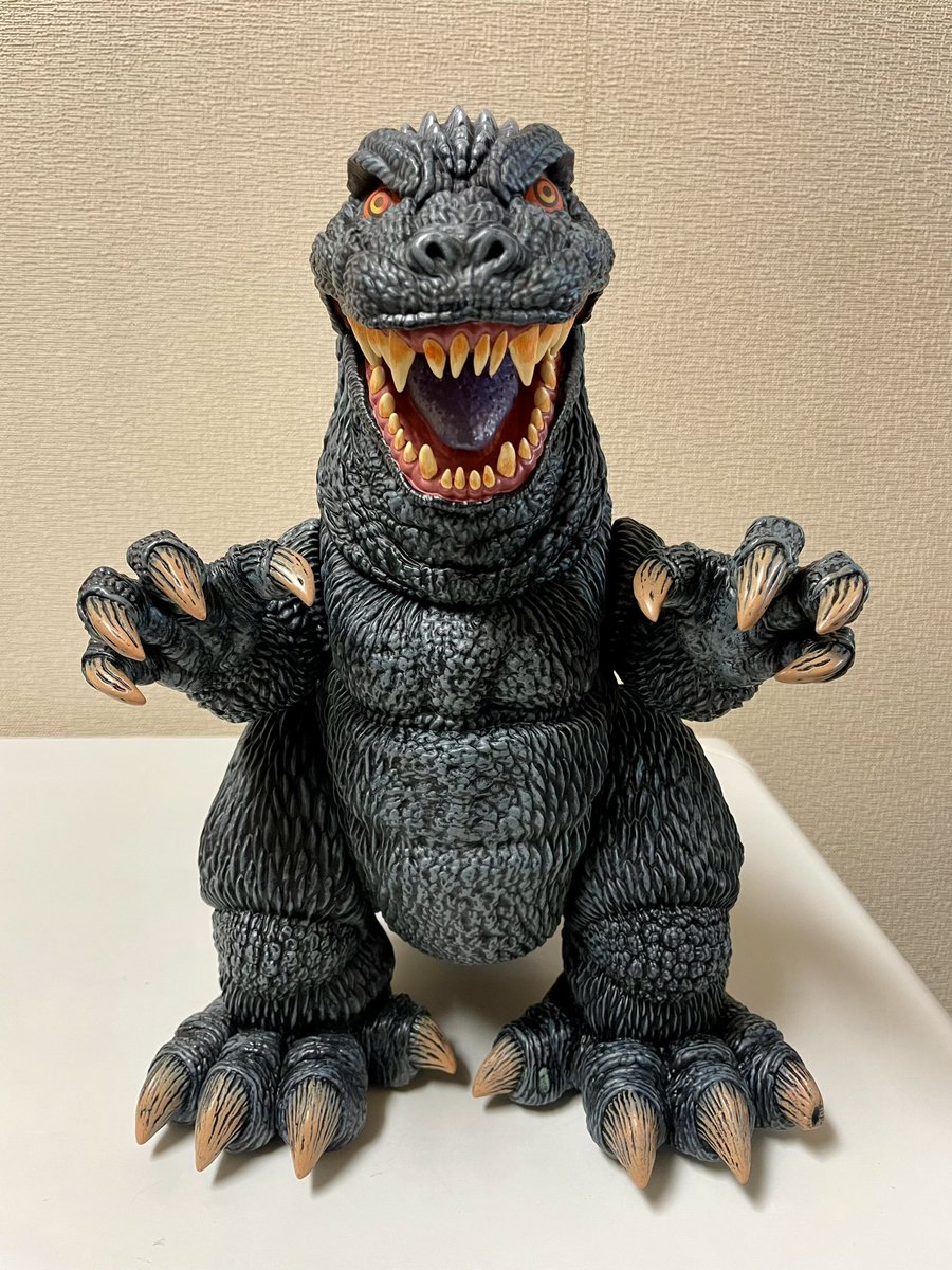 MONDOのJames Gromanさんがデザインしたゴジラ James Gromanさんの