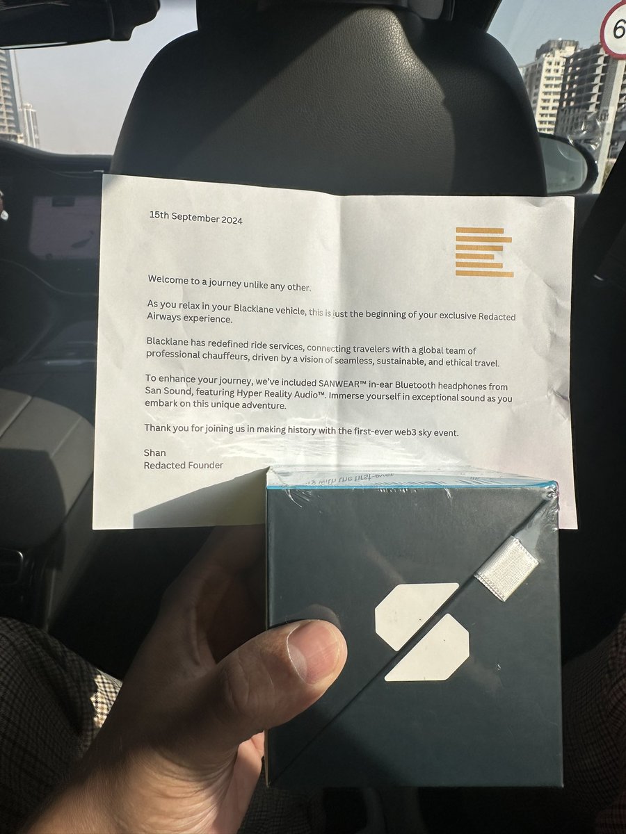 shanicucic96's tweet photo. A little gift and a small note to all passengers as they begin their journey in their @blacklaneme cars

Thanks to @SanSound3 for the gift. Amazing pair of ear phones designed by the best engineer(s) from beats etc. and a web 3 native product built for all 🔥 

And shoutout to @swandogs for linking us up with the San Sound team