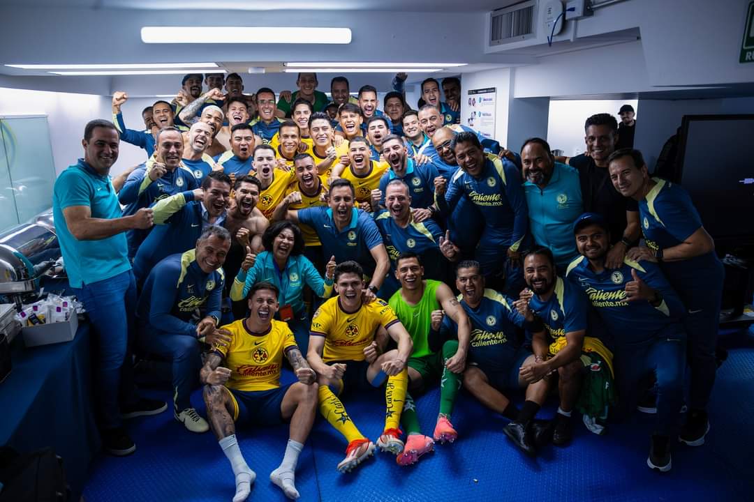 Toda la semana por donde andaba, los gonzalos (Chivistas) estaban dale y dale que su equipo ( Chivas ) golearian a mi equipo ( Club America ) y ahorita no se donde están, será que se les fue la luz o el Internet? Somos su papá aunque estemos en nuestro peor momento y jugando mal