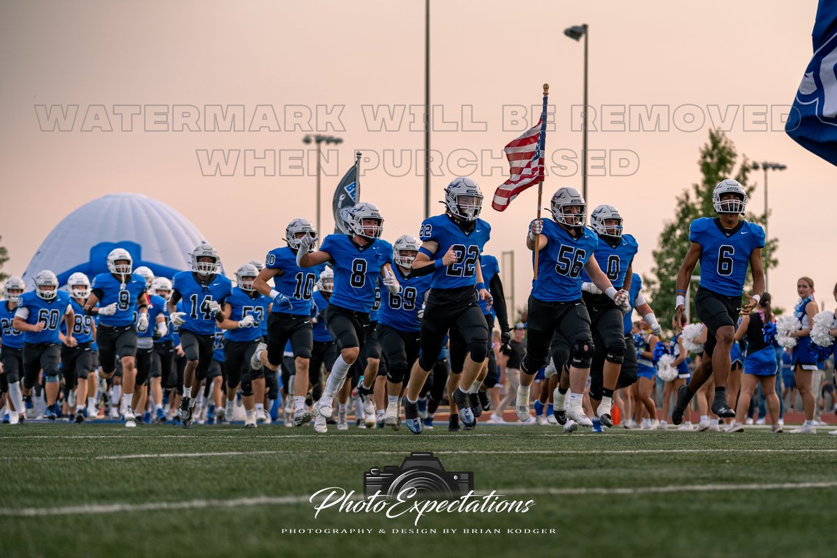 PhotoExpectatio's tweet image. GE football taking the field!!
@GEHSAthletics @GETrailblazerFB