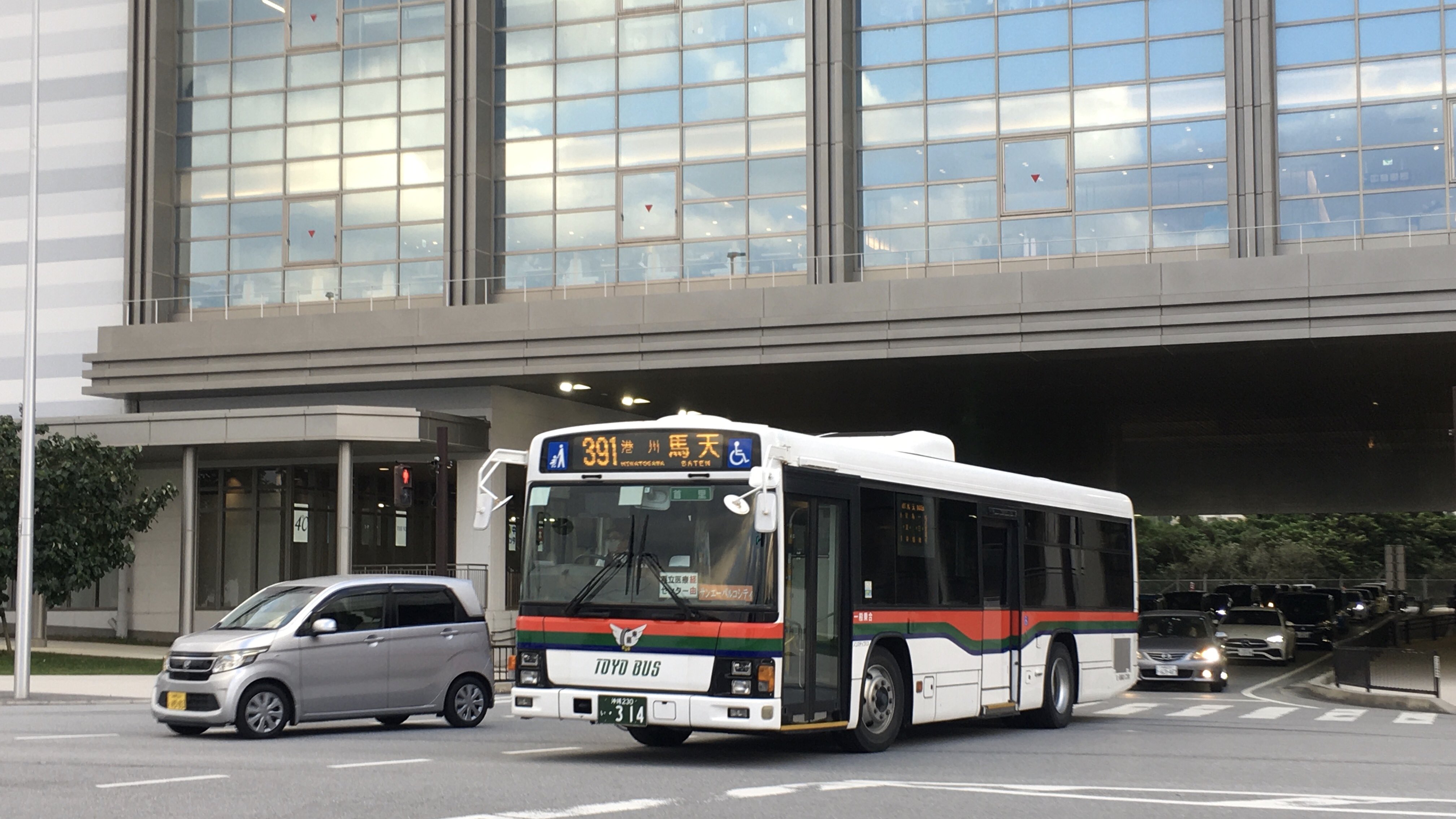 車内に入って | TKKseries8000‐677