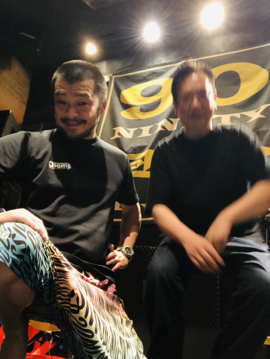 G1WzlOb8admT2Zt's tweet photo. 昨晩は茨城／水戸　90EASTにて、四畳半プリンこと、小川さんとのツーマンスリーデイズの一日目でした！
ご来場、あたたかいお付き合い、本当にありがとうございました！

昨晩風に撮りましたが、今撮りました！笑

練習させて下さってありがとうございます🎸💨 https://t.co/JWLUeIgX8v