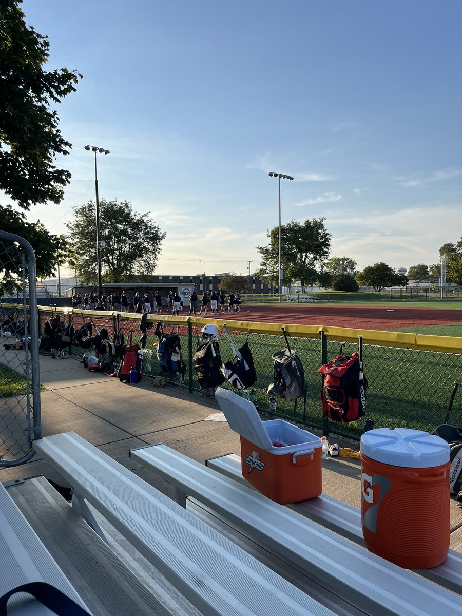 Thank you so much Coach Lukas and Coach Bob for having me on campus! I loved hanging out with the team this weekend! What a great official visit with <a href="/DU_Stars/">Dominican University Stars</a> softball! Also thank you to my  roommates for the night, Alex and Kayla!
<a href="/SBRRetweets/">Softball Recruiting Reposts</a> <a href="/SoftballRecruit/">Softball Recruit 🥎</a>
