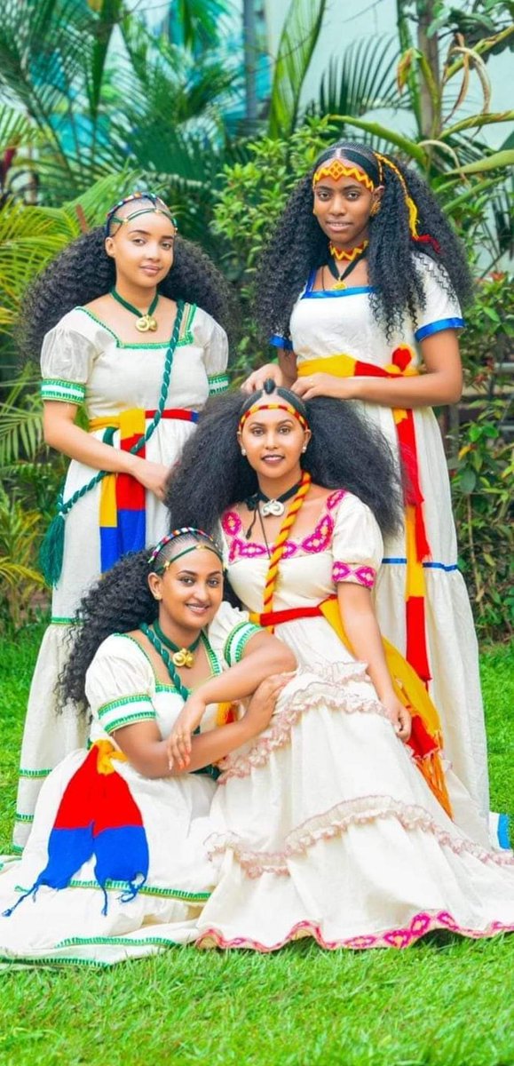 sma111217's tweet photo. ድሕሪ መጥቃዕቲ #TDF መንነት እንታይ ይዓብሰልካ:
ቋንቋ ዓሌት፥ እምነት ዝበሃል ኣየድልየካን ሱቕ ኢልካ ፍትሕ ኢልካ ንበር ዝብል ኣጀንዳ ኣብ ቀረባ ተጸበዩ ካብ #ግምት ን ኣክቲቪስታቱን። @reda_getachew https://t.co/LbcbgBoQ1a