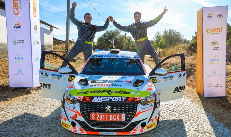 sportmotores's tweet photo. #PRCP - Rali daÁgua: Hugo Lopes garante o troféu e João Aguiar vence entre os navegadores
Leia mais: https://t.co/UDwhr1AbaL https://t.co/L33Hg2kcM2
