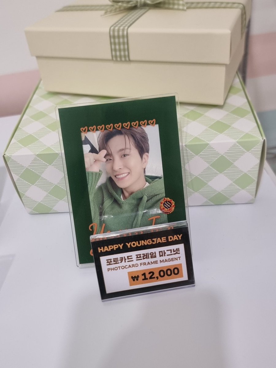 GATE32Kr's tweet photo. HAPPY YOUNGJAE  DAY  ตอนนี้คุณเคทอยู่ที่คาเฟ่ 

🛒สนใจชิ้นไหนสอบถามเพิ่มเติมได้ตลอดเลยนะคะ 

📮ช่องทางการติดต่อ 
 📥 inbox Page FB
📲 Line OA @krpreorder 
🔗 https://t.co/8Ji3uVVypB

#รับหิ้วสินค้าเกาหลี  #มัดจำ  #preorderkorea #krpreorder #youngjae #happyyoungjaeday https://t.co/4qjJ7UEeVM