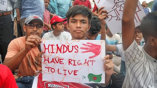 बांग्लादेश के हिंदुओंपर हो रहे अत्याचारोंको देखकर ,<a href="/BCCI/">BCCI</a> से विनती है, की इस सितंबर को भारत बनाम बांग्लादेश क्रिकेट सिरीज तभी खेला जाए, जब बांग्लादेश सरकार वहाके हिंदुंओंको पूरी तरहसे सुरक्षा देंगे।
#Cancel_Bangladesh_Series
#INDvsBAN