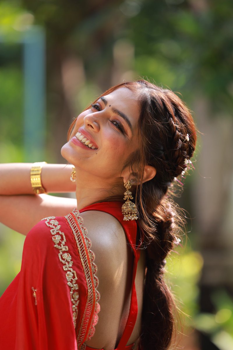 Malavika Mohanan tweet media