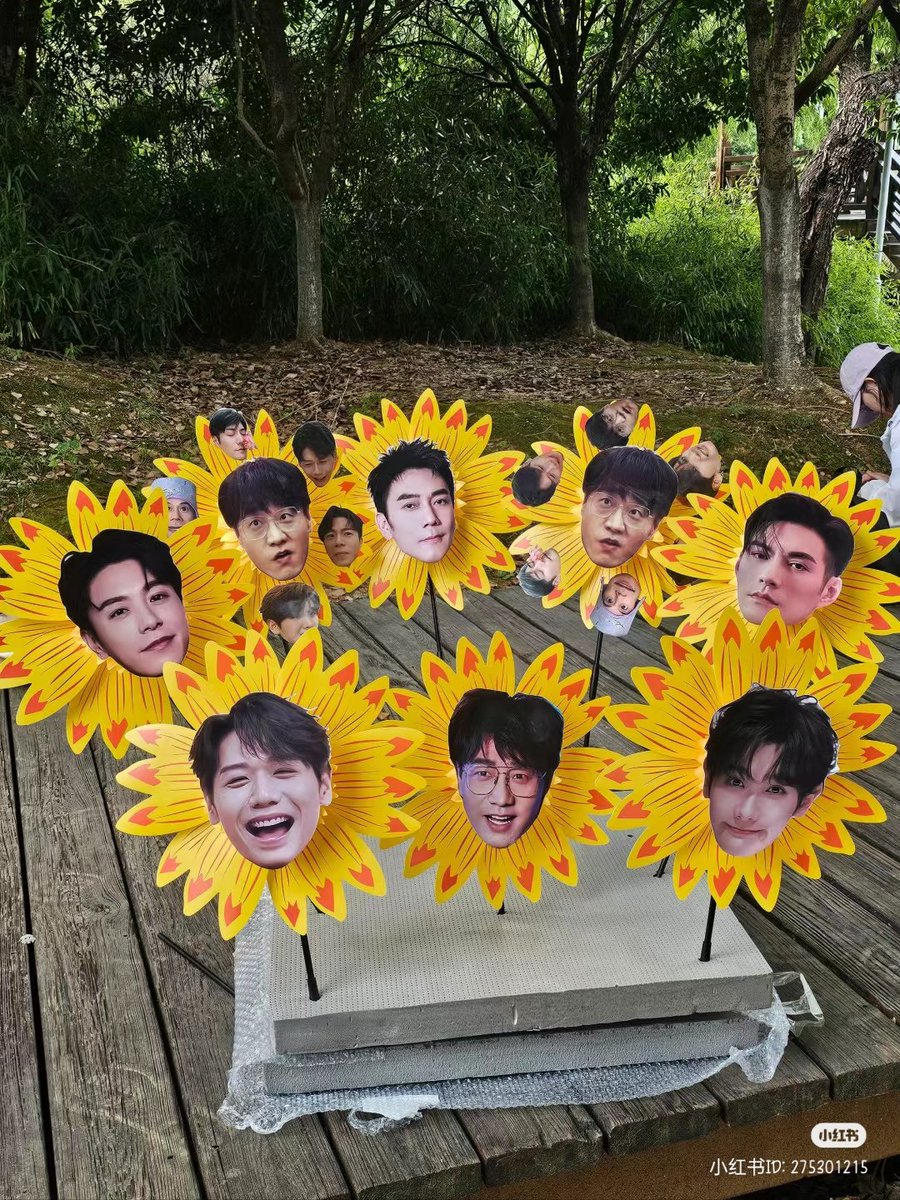 puffy_fishes's tweet image. The fans are so cuutteee

#CallMeByFire #CallMeByFire4