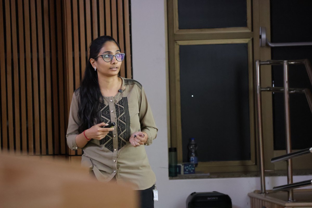 DBT_inStem's tweet photo. Student Talk #ARR2024
Day 2 Afternoon Session - Chemical Technology to study biological processes
@nivyamendon of @ms_chirps @cytoskeletonlab delivered a talk on "Characterization of the nuclear action and its organization across cell types"  
A brief Q&amp;A followed
@DBTIndia https://t.co/YCh9paQ0Oi