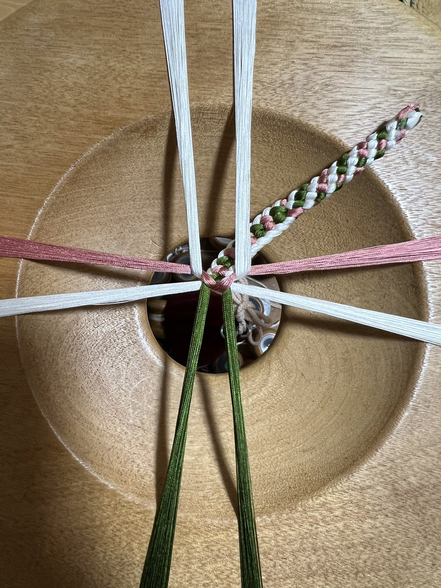 9/28•29  大阪で着物関連のイベントいっぱいですね😍
どれも行きたい❣️気持ちわかります(私もそう思ってる)
組紐WSにそんなに時間とりたくない！バージョンもしようかなぁ🤔

#ふりまde和空間
#組紐WS
#くみひも