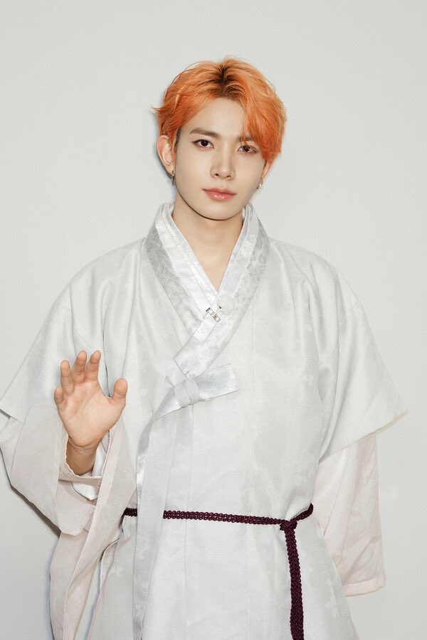 AsiaEnhypen's tweet photo. [CHUSEOK 2024]

#HEESEUNG - Media Photo

#희승 #ENHYPEN #엔하이픈 @ENHYPEN_members @ENHYPEN https://t.co/pyPemIzKGT