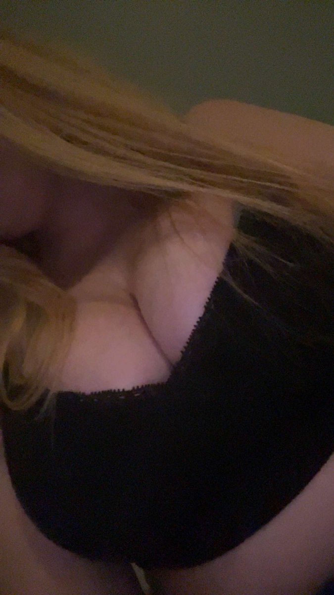 luxurylils's tweet photo. suffocate u in these if you tell me no 🍒

Like n Rt if your down lol 

#nsfwtwt #nsfw https://t.co/GFaMukZ021