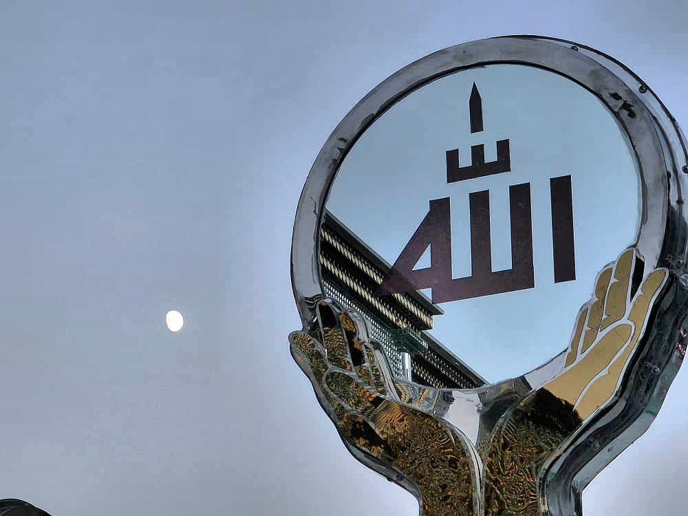 YamaAzizi2's tweet photo. میلاد النبی گرامی باد ☝️❤️🤲

میلاد با سعادت منجی بشریت٬ سرور کائینات٬ سردار دو عالم٬ محبوب الله معتال٬ آن سر و سر دفتر هدایت و بشارت، آن خورشید عالمتاب و جهان گیر، جناب حضرت محمد مصطفی «ص» برای تمامی مسلمین و پیروان آنحضرت مبارک باد ☝️❤️

#عزیزی https://t.co/UTcTA53EsM