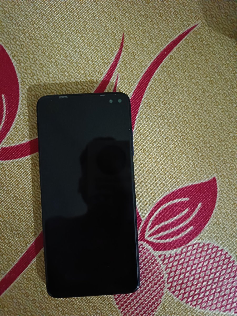 ArijitR2's tweet photo. @IndiaPOCO @POCOGlobal @XiaomiIndia @Xiaomi This is my poco x2 model just 3months ago i repair motherboard of this phone now after 3months i used just 5days ago it suddenly dead it will not turn on.#BoycottPocoPhones #Boycottxiaomi Don't purchased this type of Rubbish phones😡😡 https://t.co/GQU4UxnwHq