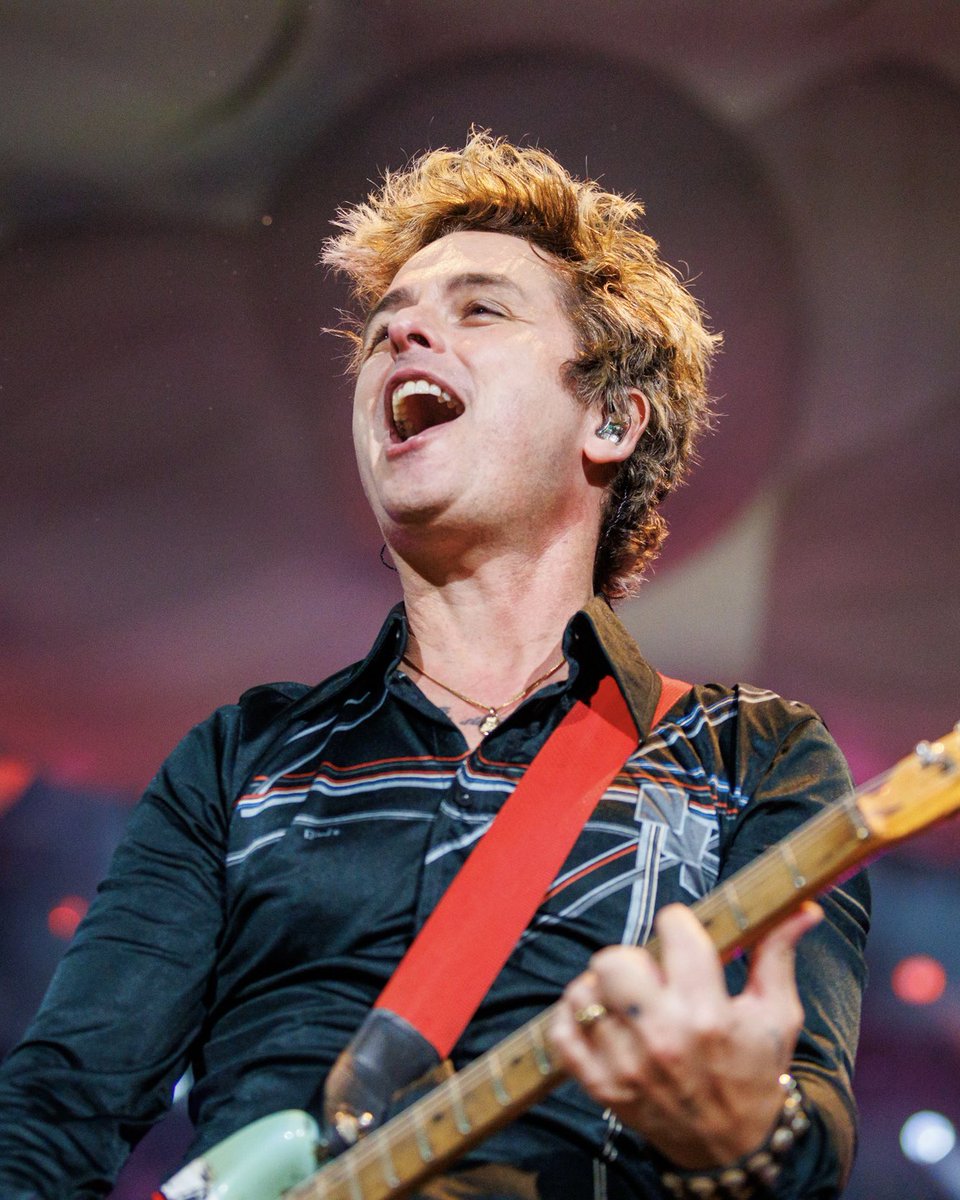 SoFiStadium's tweet image. Had the time of our life 🎸🏟️

@GreenDay returned to LA with a sold out show here at #SoFiStadium