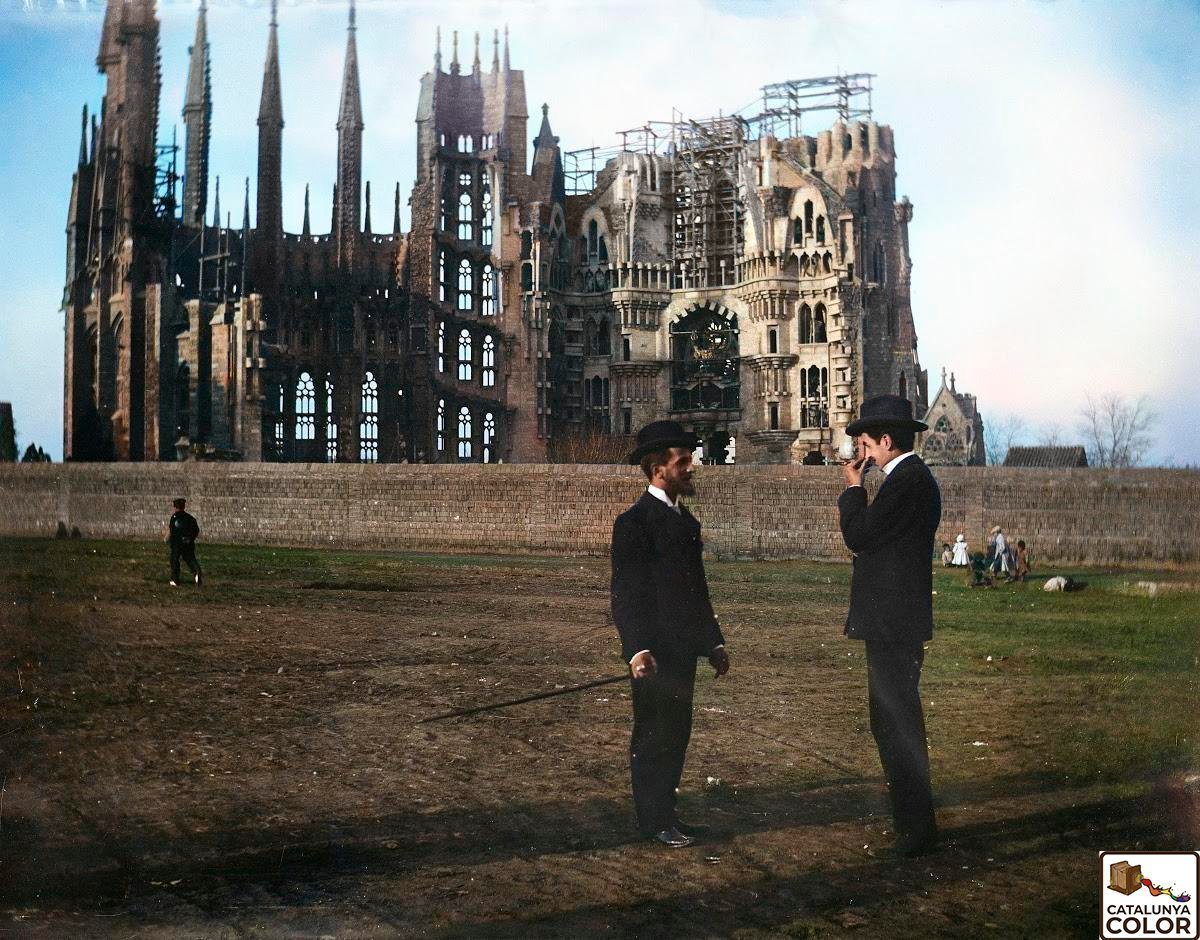 La Sagrada Família el 1905

📸Baldomer Gili Roig