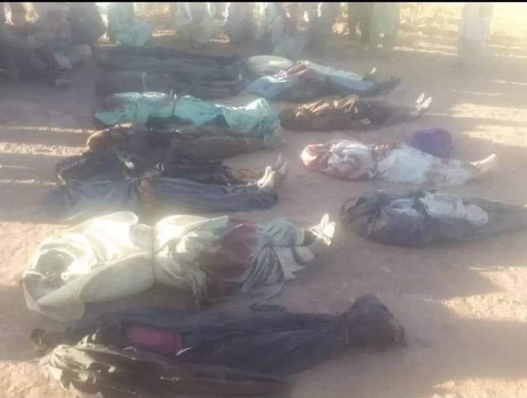 Update: Local residents confirmed that 14 #Hazara passengers have been killed and 6 others injured. In a statement, ISIS claimed responsibility for the attack. Thirteen victims are from Daykundi, and one is from Ghor province

#StopHazaraGenocide