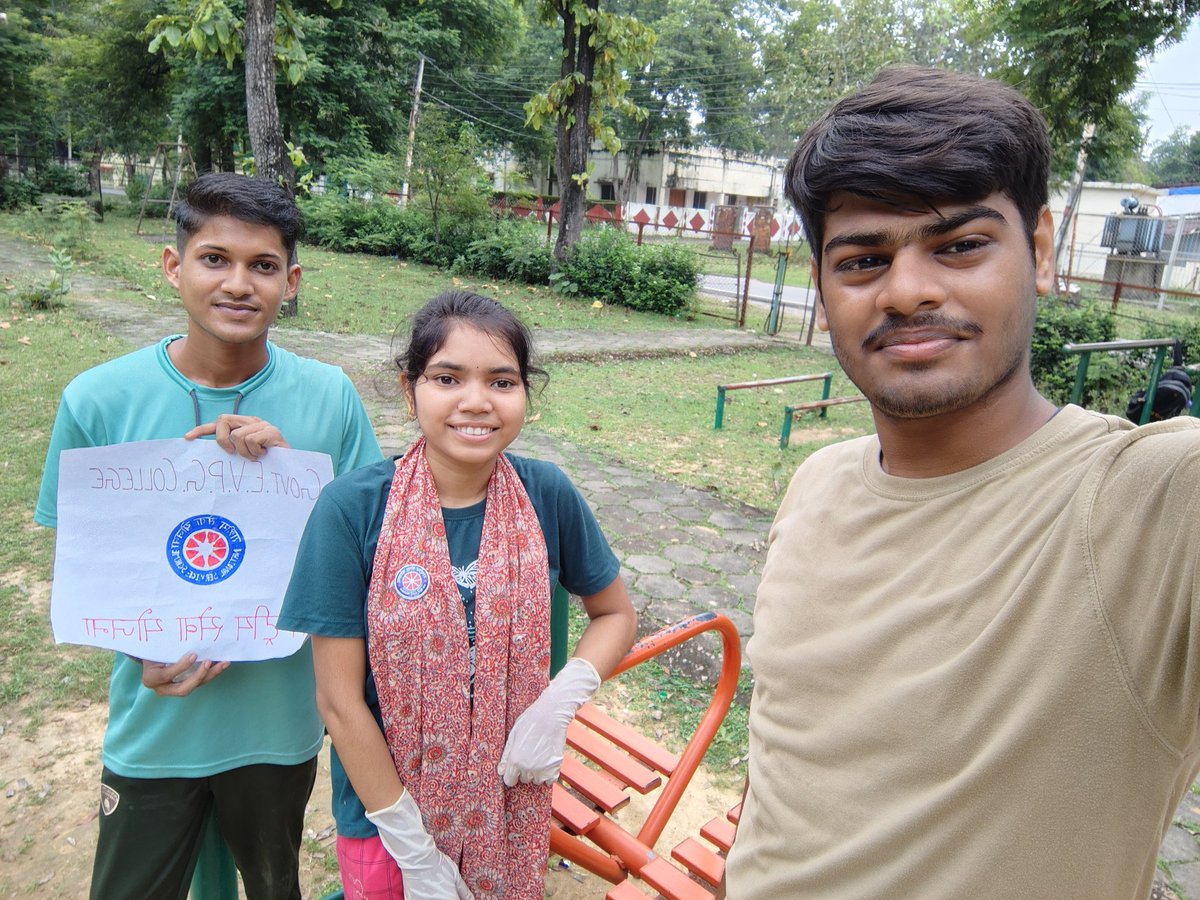 Renuka Dhiwar (@renuu1106) on Twitter photo आज दिनांक १५ सितंबर को स्वच्छता पखवाड़ा के तहत एनएसएस स्वयं सेवक रेणुका धीवर, देवेंद्र चक्रधारी एवं दीपक प्रसाद द्वारा गार्डन, एक्यूप्रेशर व पार्क की साफ़ सफ़ाई की गई तथा प्लास्टिक को संग्रह किया गया।। <a href="/swachhbharat/">Swachh Bharat Mission - Grameen</a> <a href="/_NSSIndia/">NSS India</a> <a href="/NSSRDBhopal/">NSS Regional Dte. MP & CG</a> <a href="/narendramodi/">Narendra Modi</a> <a href="/YKTiwari68/">Y. K. Tiwari</a> <a href="/AtalNss/">Atal Bihar Vajpayee Vishwavidhalay NSS UTD</a> आज दिनांक १५ सितंबर को स्वच्छता पखवाड़ा के तहत एनएसएस स्वयं सेवक रेणुका धीवर, देवेंद्र चक्रधारी एवं दीपक प्रसाद द्वारा गार्डन, एक्यूप्रेशर व पार्क की साफ़ सफ़ाई की गई तथा प्लास्टिक को संग्रह किया गया।। <a href="/swachhbharat/">Swachh Bharat Mission - Grameen</a> <a href="/_NSSIndia/">NSS India</a> <a href="/NSSRDBhopal/">NSS Regional Dte. MP & CG</a> <a href="/narendramodi/">Narendra Modi</a> <a href="/YKTiwari68/">Y. K. Tiwari</a> <a href="/AtalNss/">Atal Bihar Vajpayee Vishwavidhalay NSS UTD</a>