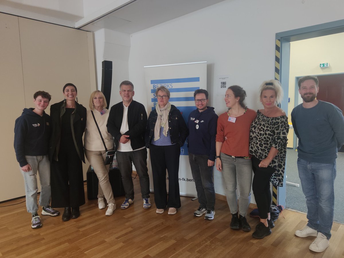 Inklusion und Antidiskriminierung im Sport sind für uns in #xhain von großer Bedeutung. Bei einer vom #Bezirkssportbund organisierten Fachveranstaltung konnte ich einiges lernen. Vielen Dank an den Bezirkssportbund und die Teilnehmenden. <a href="/SPD_BVVXhain/">SPD-Fraktion in der BVV Friedrichshain-Kreuzberg</a> <a href="/SPDXHain/">SPD XHain</a> <a href="/FrankVo19/">Frank Vollmert</a>