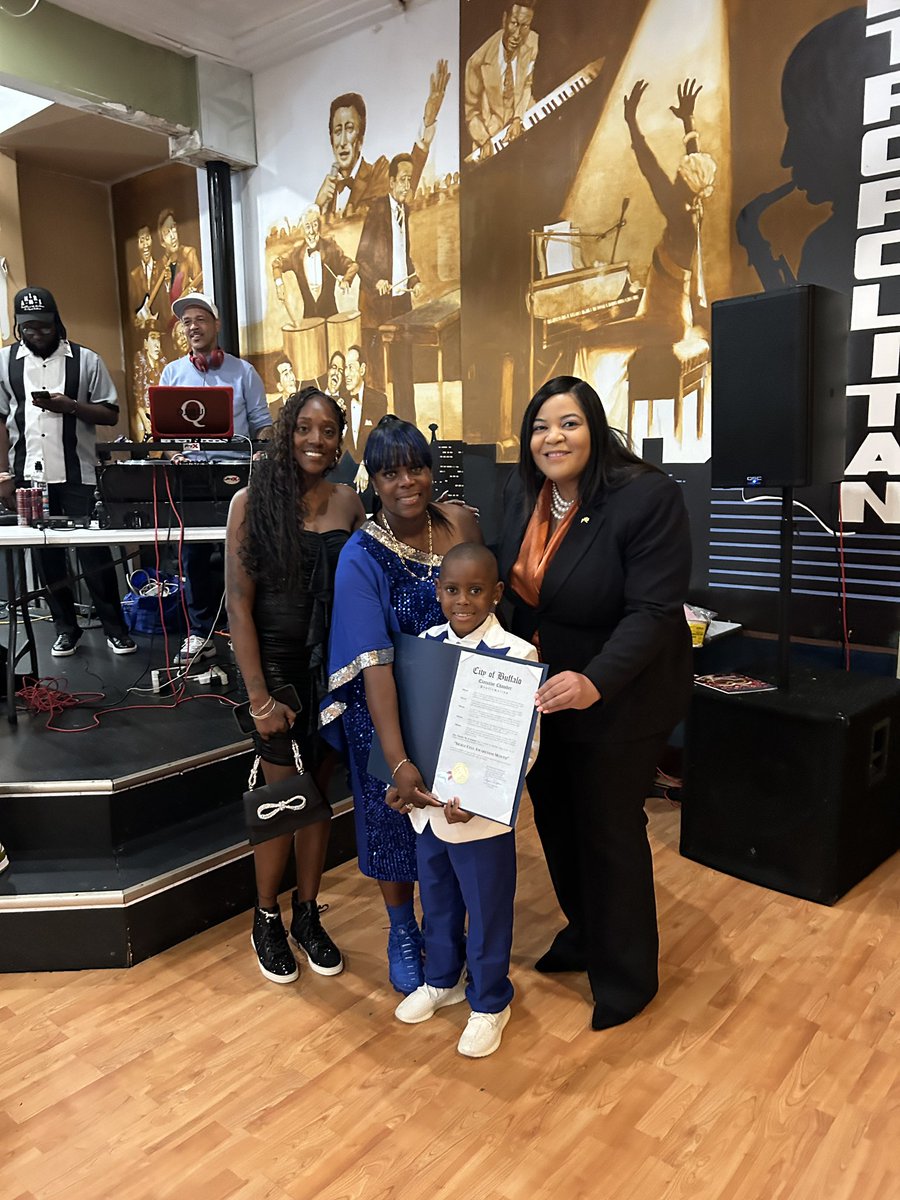 PalBuffalo's tweet image. Congratulations to one of our #buffalopal all stars ⭐️ on putting together an amazing event to support awareness around Sickle Cell Anemia 🩸we are so very proud of you KJ #educate #buffalokids #warriors #supportyouth