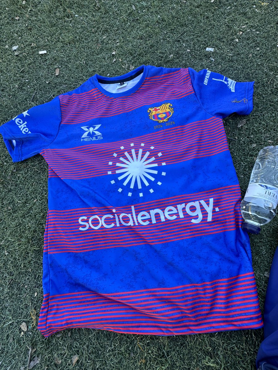 sapoconcho's tweet photo. 🏉 Gran dia de rugbi ahir a Cervelló!!! 
Fer 100 anys @avrfcb i fer-ho amb aquesta capacitat d’organització i companyonia no es cap fotesa. 
No tot es perfecte -no poder fer-ho a Barcelona…- xò l’amor per l’esport i els valors del rugbi don clau de volta per seguir 100 anys mes! https://t.co/wsui6Ddu4X
