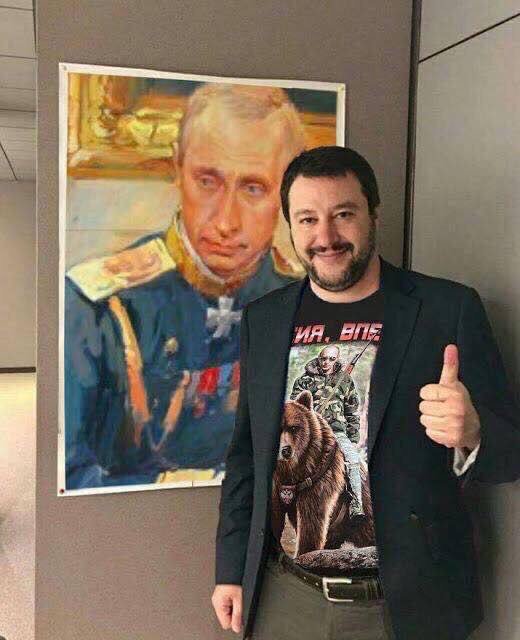 guffanti_marco's tweet image. Vi posso assicurare che uno con una felpa così, non ha difeso alcun confine italiano.

Anzi.

#salvini