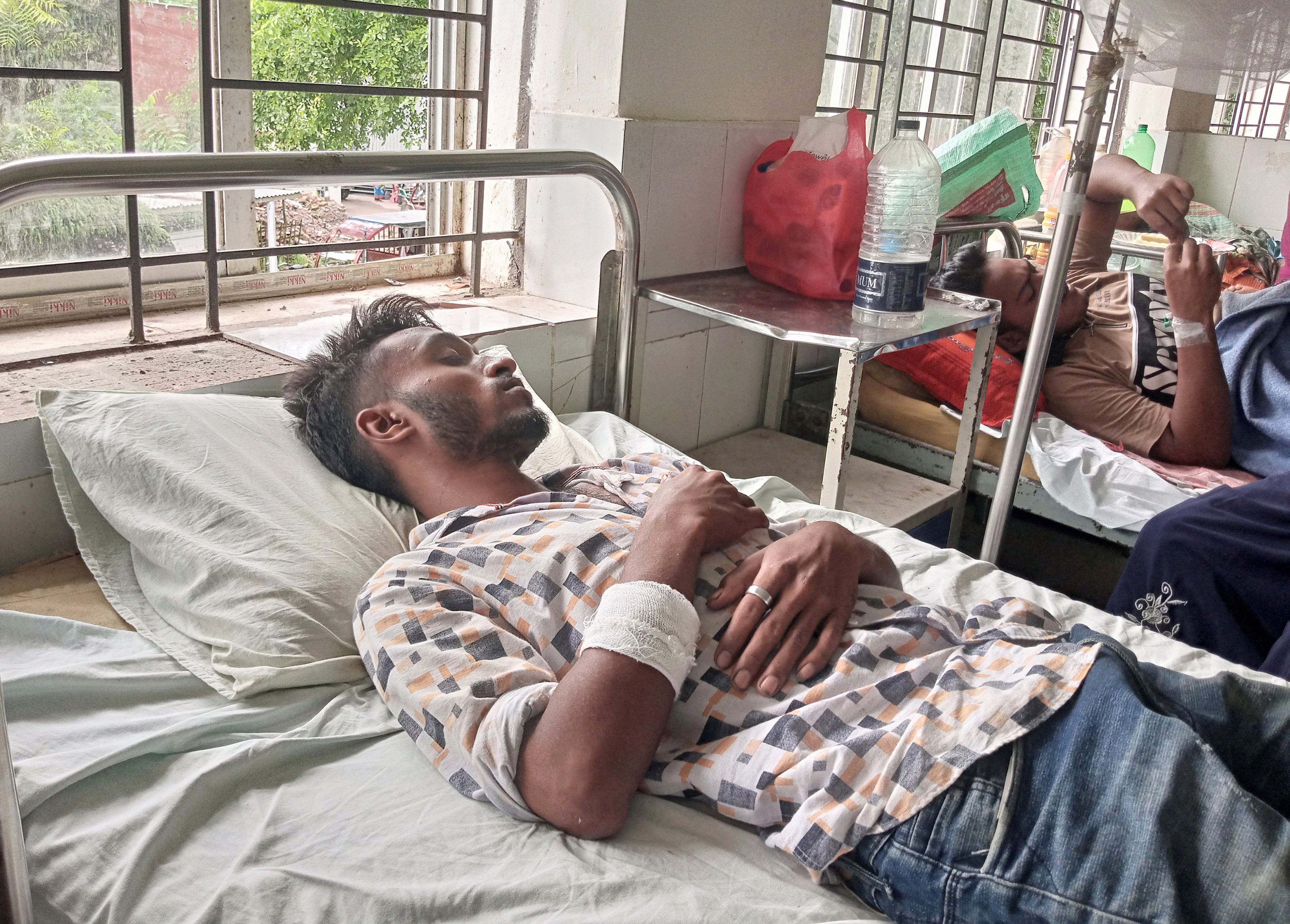 সরিষাবাড়ীতে শ্বশুর বাড়ি গিয়ে মারধরে শিকার হলেন জামাই