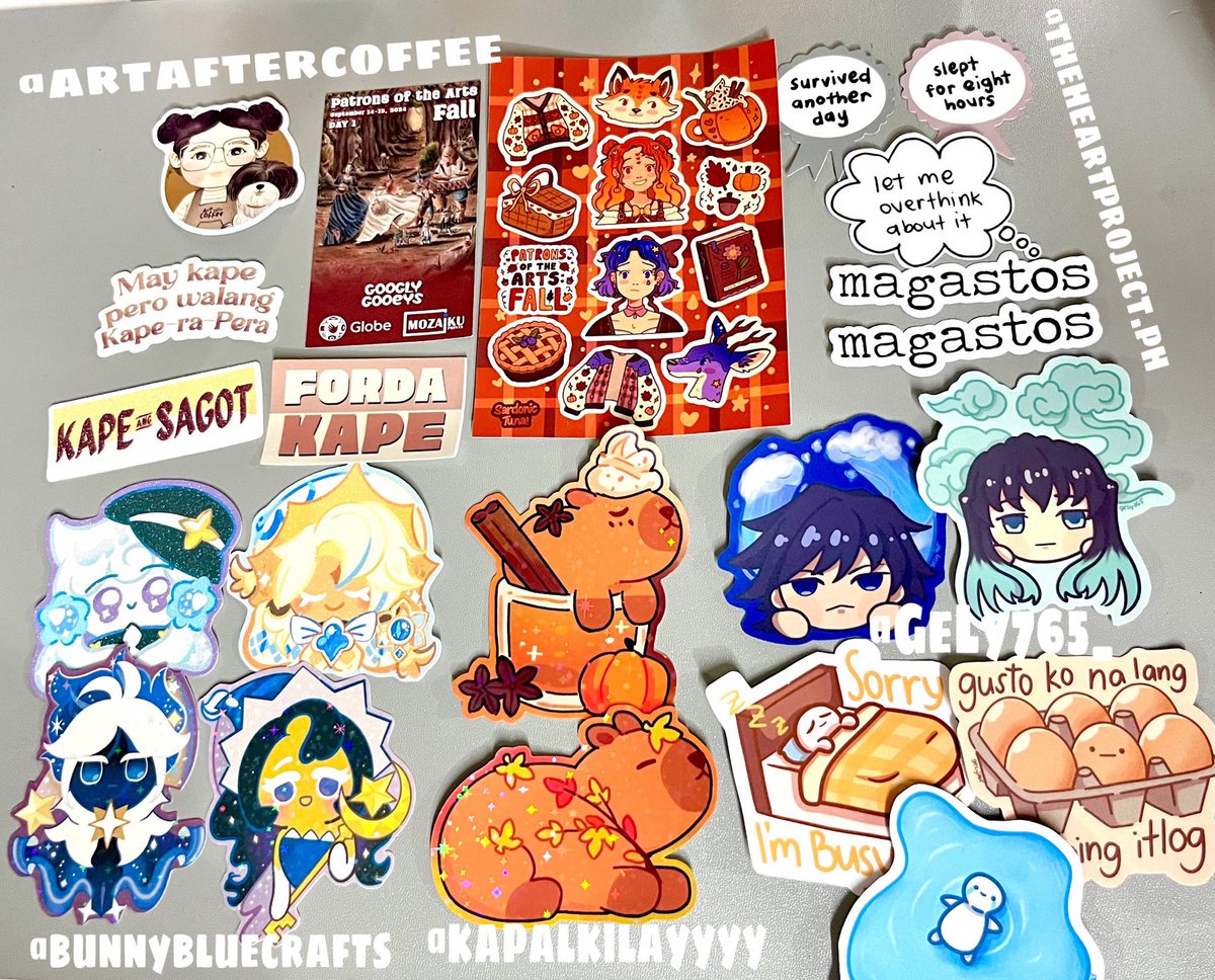 nelledoroids's tweet photo. PoTa Fall Day 1 Haul ๐งก๐
#PatronsoftheArts #PoTaFall
๐จ๐๏ธโ๏ธ: @SilverOhs @bimyll @bunbunanart @sketchyriceball @artaftercoffee @bunnybluecrafts @GeLy765_ @kapalkilayyyy โฃ๏ธ https://t.co/yW0yFGb3Pt
