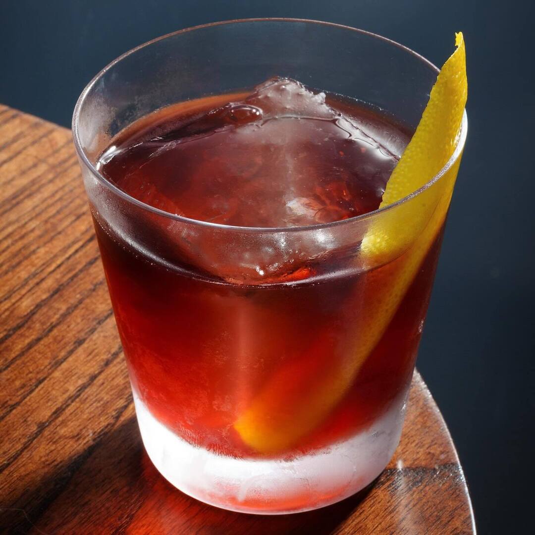 NEGRONI WEEK
-
…is every week at Asterley Bros. Salute ❤️
#staybitter instagr.am/p/C_77pfRMMNE/