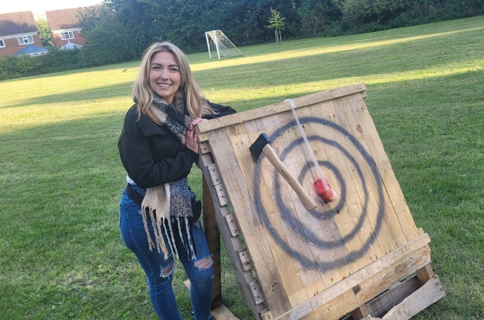 ecocoachcic's tweet image. 🪓 Last Thursday, we delivered axe &amp;amp; knife throwing at Spinney Primary for the staff! 🎯 Mr. Sayers led the session &amp;amp; it was a blast. Our mobile unit is available for your school or event—bring the fun to you! 🌱 Get in touch for more info. #AxeThrowing #EcoCoach #TeamBuilding 🪓