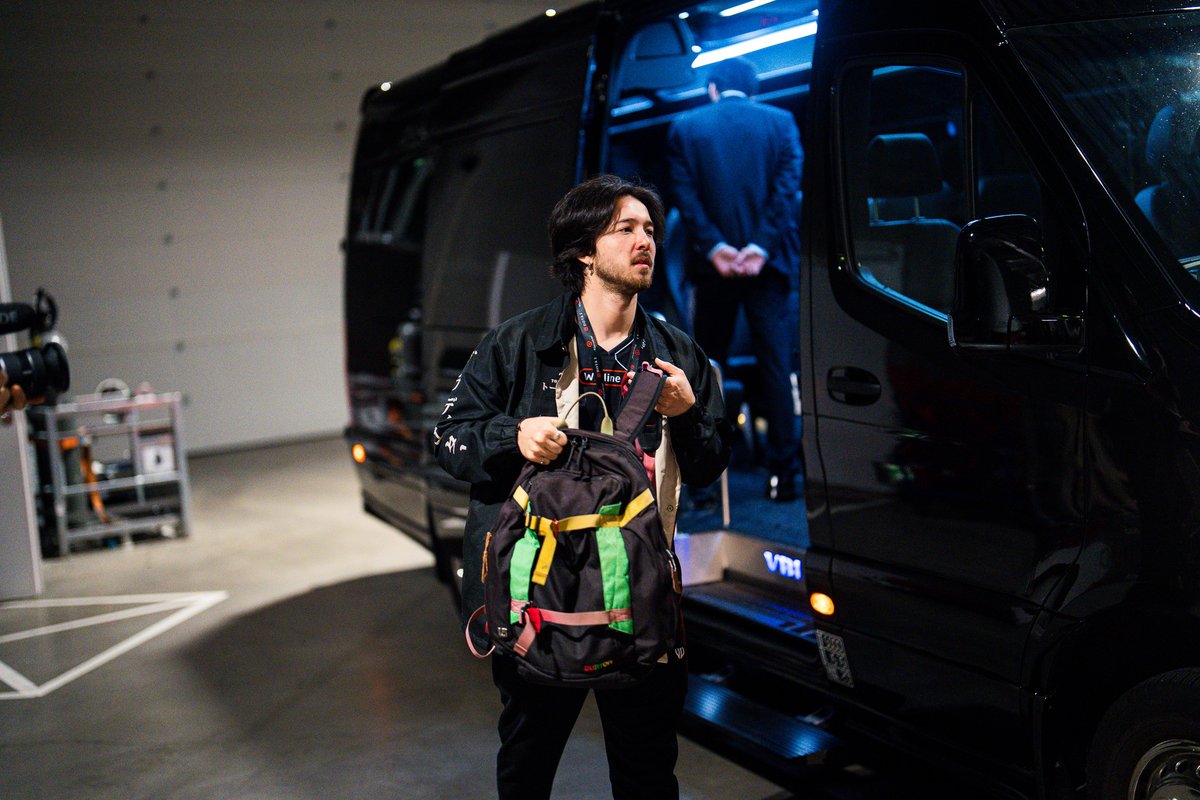 The Lower Bracket finalists have arrived! Tundra and Gaimin Gladiators will soon take the stage to battle for a spot in the Grand Final of The International 2024! #Dota2 #TI13
