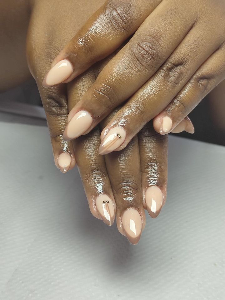 Book any of our services 2 or more days head this week and using our booking website to receive 10% off your service (applied on payment).

Book now: lukandabeautycenter.com/booking.