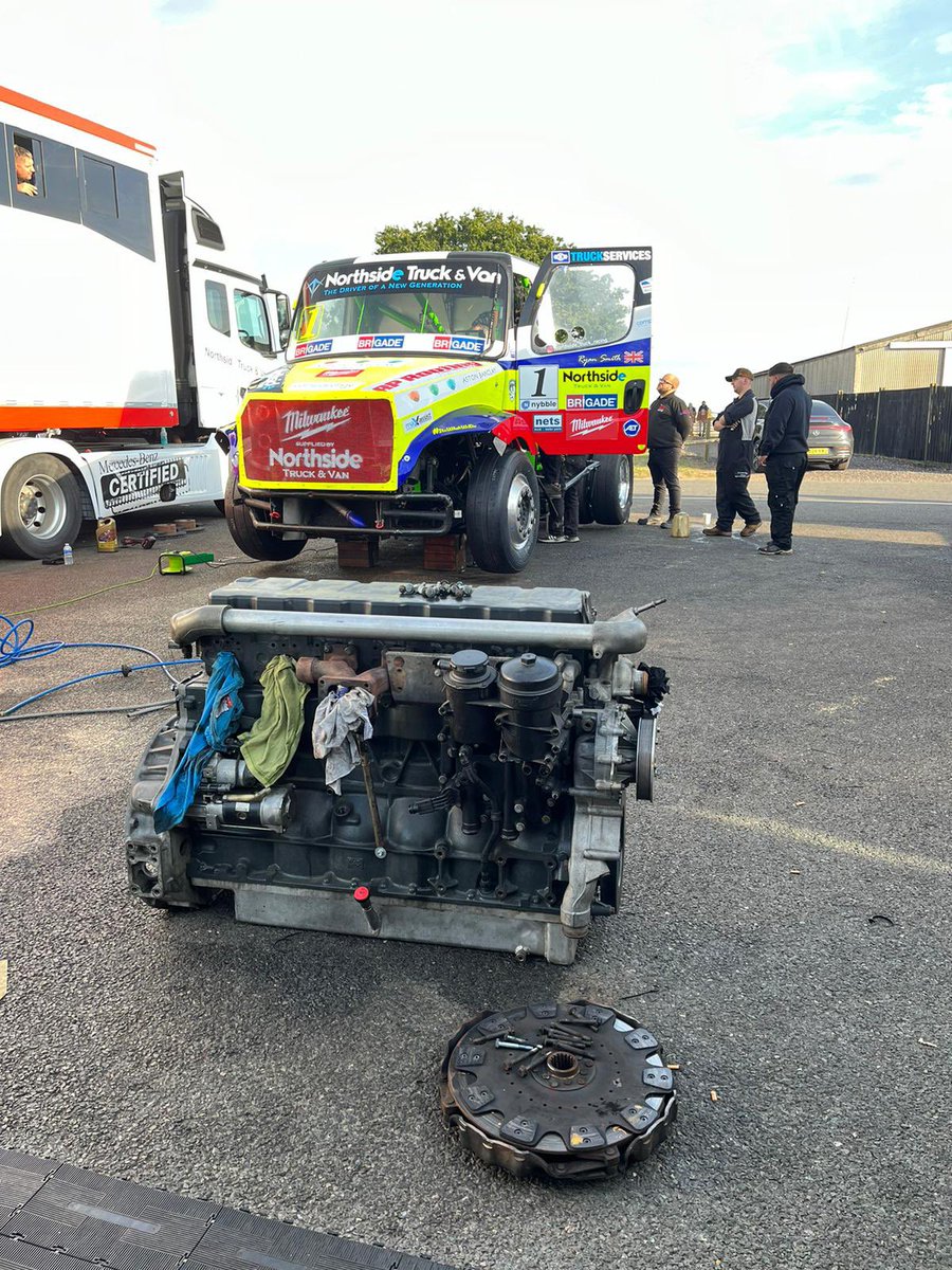 British Truck Racing Championship (@officialbtrc) on Twitter photo Quite a remarkable effort from <a href="/RyanSmithNo1/">Ryan Smith</a>โs team ๐๐ป๐๐ป
New engine has been fitted overnight and the Division 1 championship leader is set to race today at <a href="/SnettertonMSV/">Snetterton Circuit</a> !
Weโll be on-track in less than two hours ๐๐
#BTRC Quite a remarkable effort from <a href="/RyanSmithNo1/">Ryan Smith</a>โs team ๐๐ป๐๐ป
New engine has been fitted overnight and the Division 1 championship leader is set to race today at <a href="/SnettertonMSV/">Snetterton Circuit</a> !
Weโll be on-track in less than two hours ๐๐
#BTRC