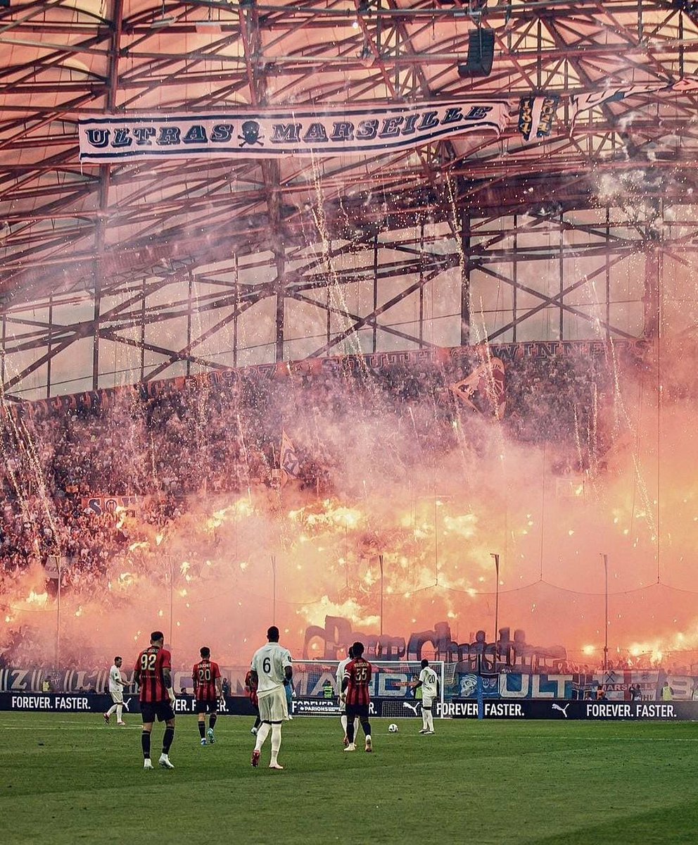 Vincent_1393's tweet image. Dire que certains luttent contre ça, alors que c'est la plus grande richesse du football.