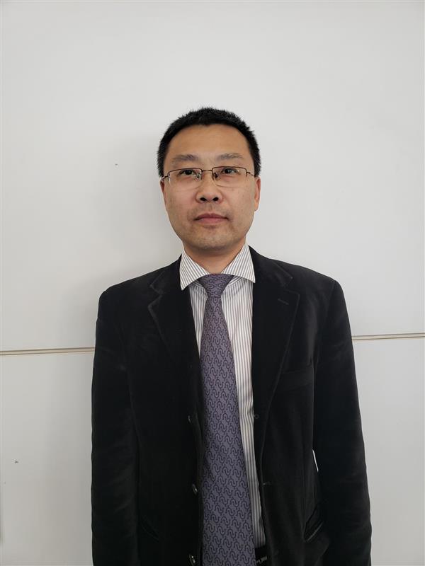 OncLive.com (@onclive) on Twitter photo Wrapped another great interview with <a href="/YG_TAO/">Yungan TAO</a> of <a href="/GustaveRoussy/">Gustave Roussy</a> who walked us through data from the final analysis of the phase 3 GORTEC 2017-01 REACH trial of avelumab plus cetuximab/RT vs SOCs in patients with LA-SCCHN. More from <a href="/myESMO/">ESMO - Eur. Oncology</a> #ESMO24 here: onclive.com/conference/esm… Wrapped another great interview with <a href="/YG_TAO/">Yungan TAO</a> of <a href="/GustaveRoussy/">Gustave Roussy</a> who walked us through data from the final analysis of the phase 3 GORTEC 2017-01 REACH trial of avelumab plus cetuximab/RT vs SOCs in patients with LA-SCCHN. More from <a href="/myESMO/">ESMO - Eur. Oncology</a> #ESMO24 here: onclive.com/conference/esm…