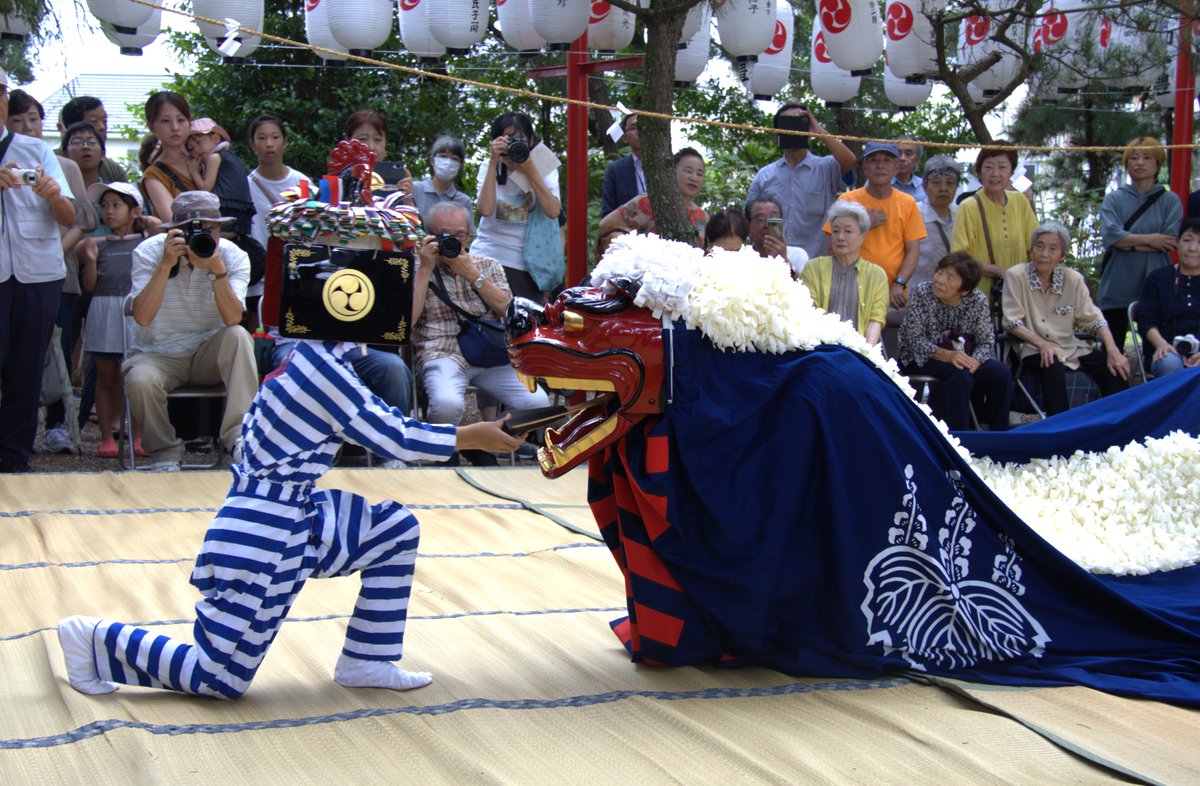 長島町の八幡神社で「八幡神社獅子舞」が行われました🙌300年以上の