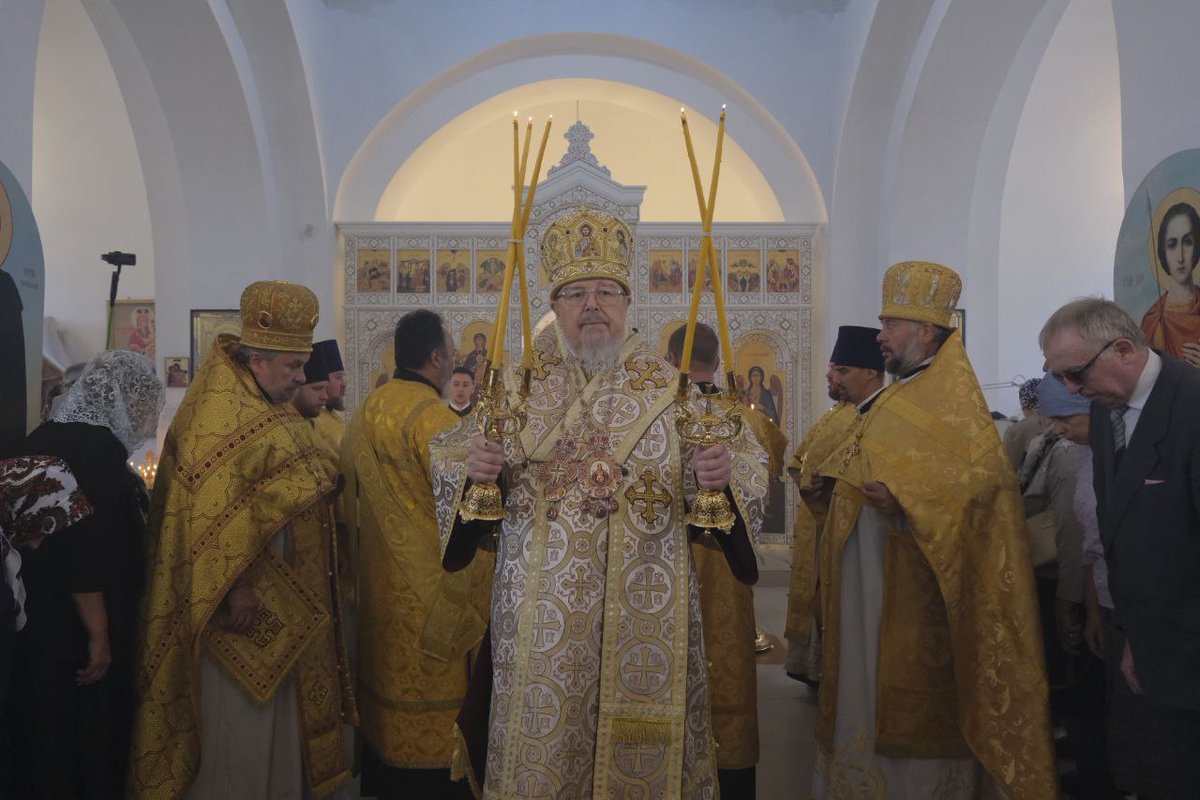 Митрополит Пантелеимон: Храм учит добру, просвещает сердца, изгоняет из человека всякую скорбь, тоску и злобу dlvr.it/TDFmfs