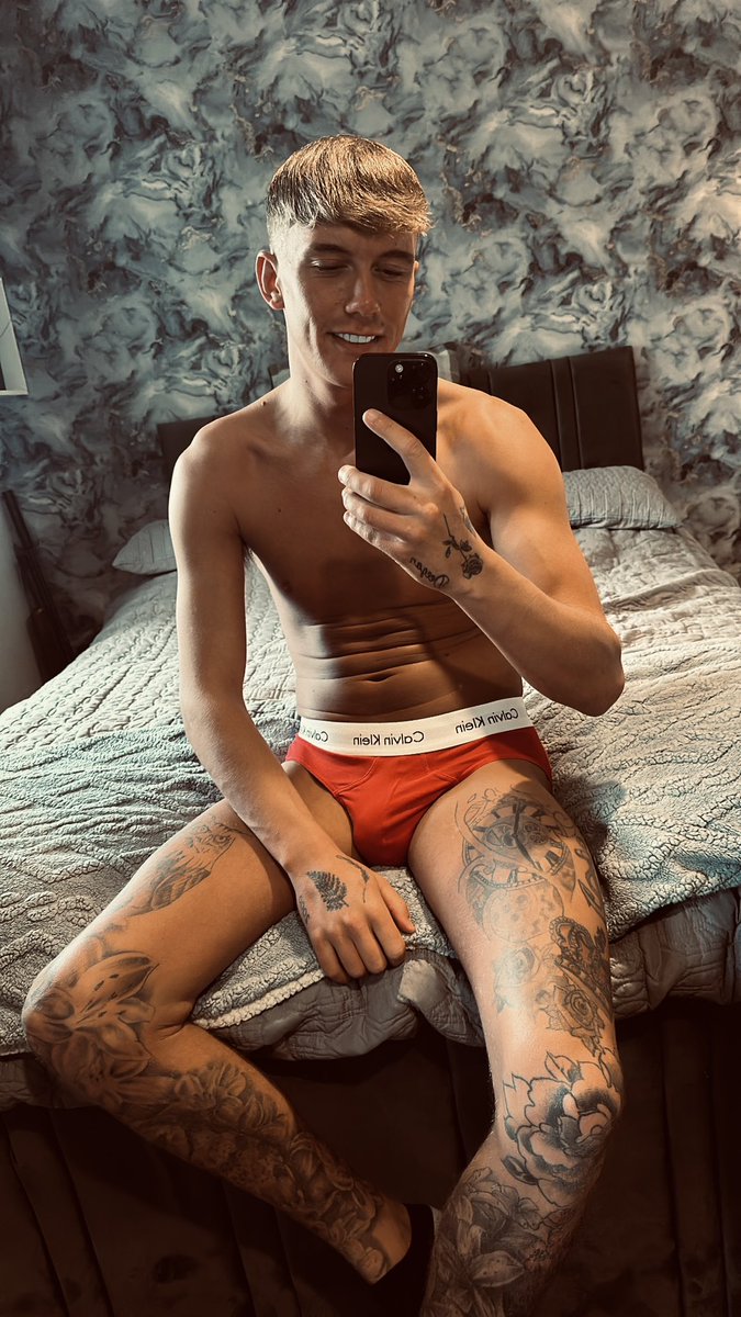 Horny boyyyy today - content bundles (07472649277)